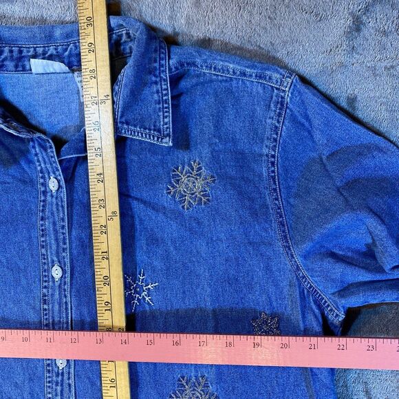 Christmas Snowflakes, Denim, Women's, Large, Button Front Blouse, C-3 - Picture 4 of 9